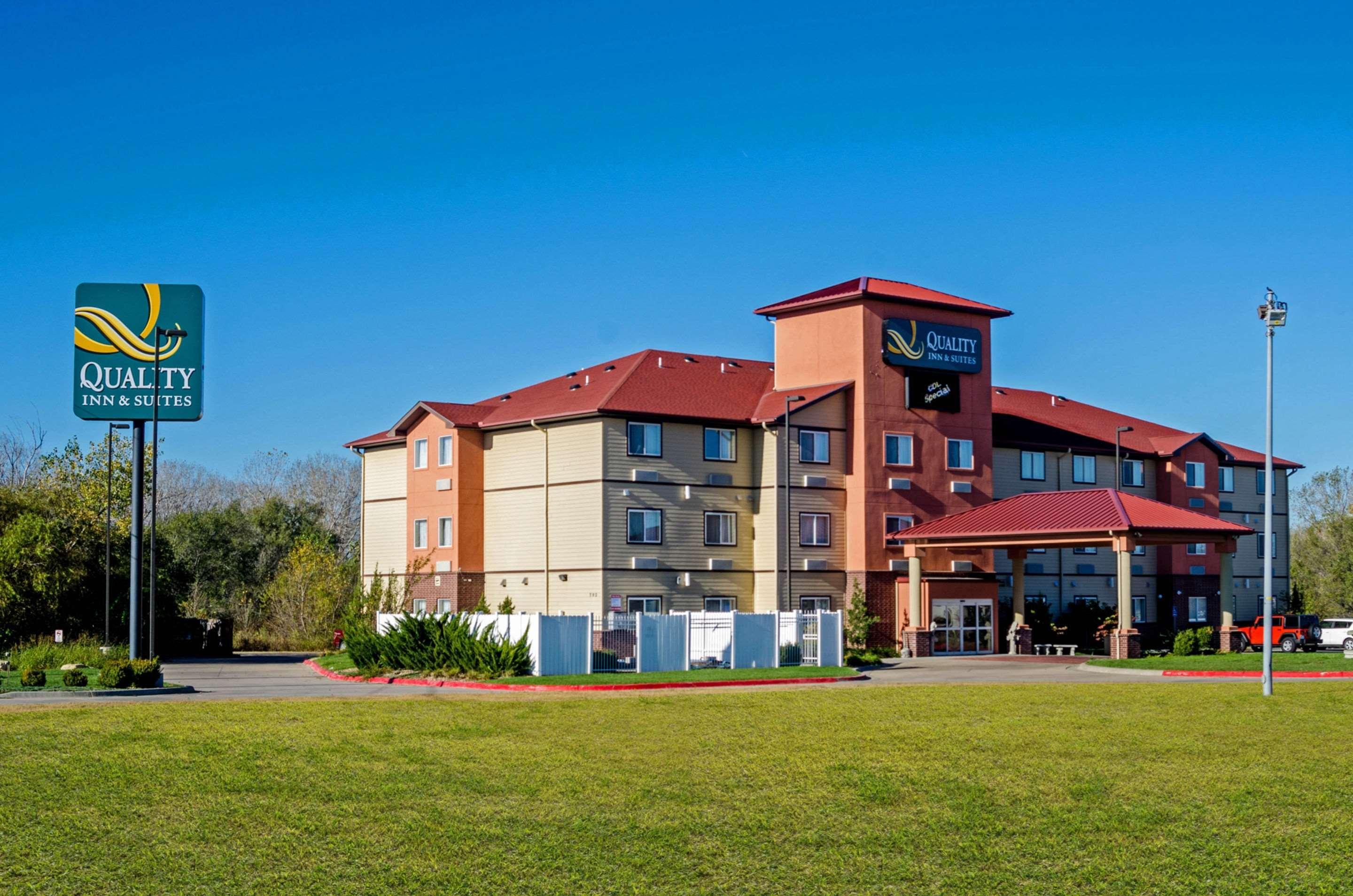 Quality Inn & Suites พาร์กซิตี้ ภายนอก รูปภาพ